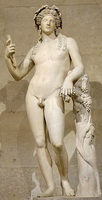 Статуя Диониса