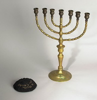 Еврейский канделябр Менора